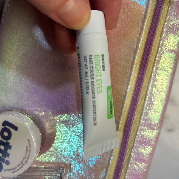 Stocking stuffer!! Ipsy Makeup Bundle- Pastel Shiny Iridescent bag and 5 goodies - Picture 5 of 6